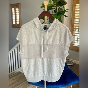 Yogalicious Sleeveless Mesh Chest Sweatshirt Women’s Size L